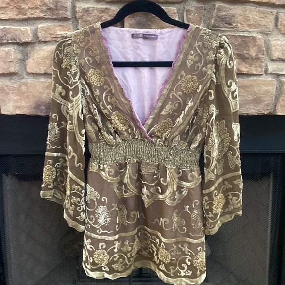 Hale Bob hunter green v neck top with purple lace detail. Size small. - Picture 1 of 14